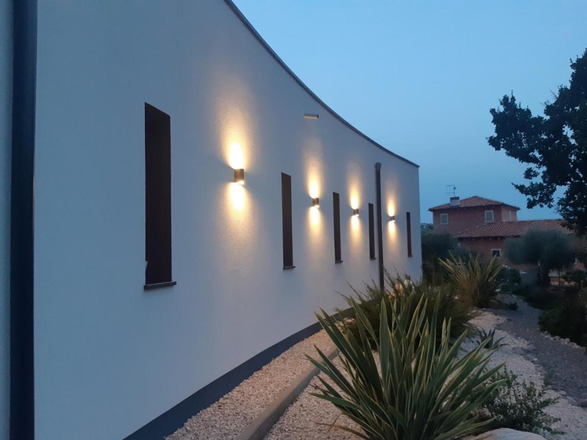 Apartments Bijou With Big Private Garden Near Umag Vilanija Exterior foto